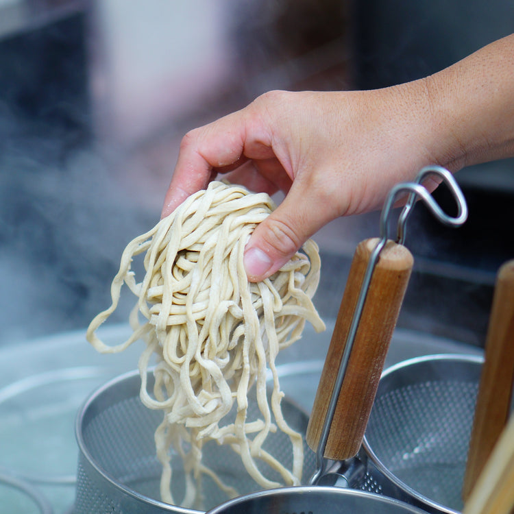 太麺 極太麺 140g | セブンプレミアム公式